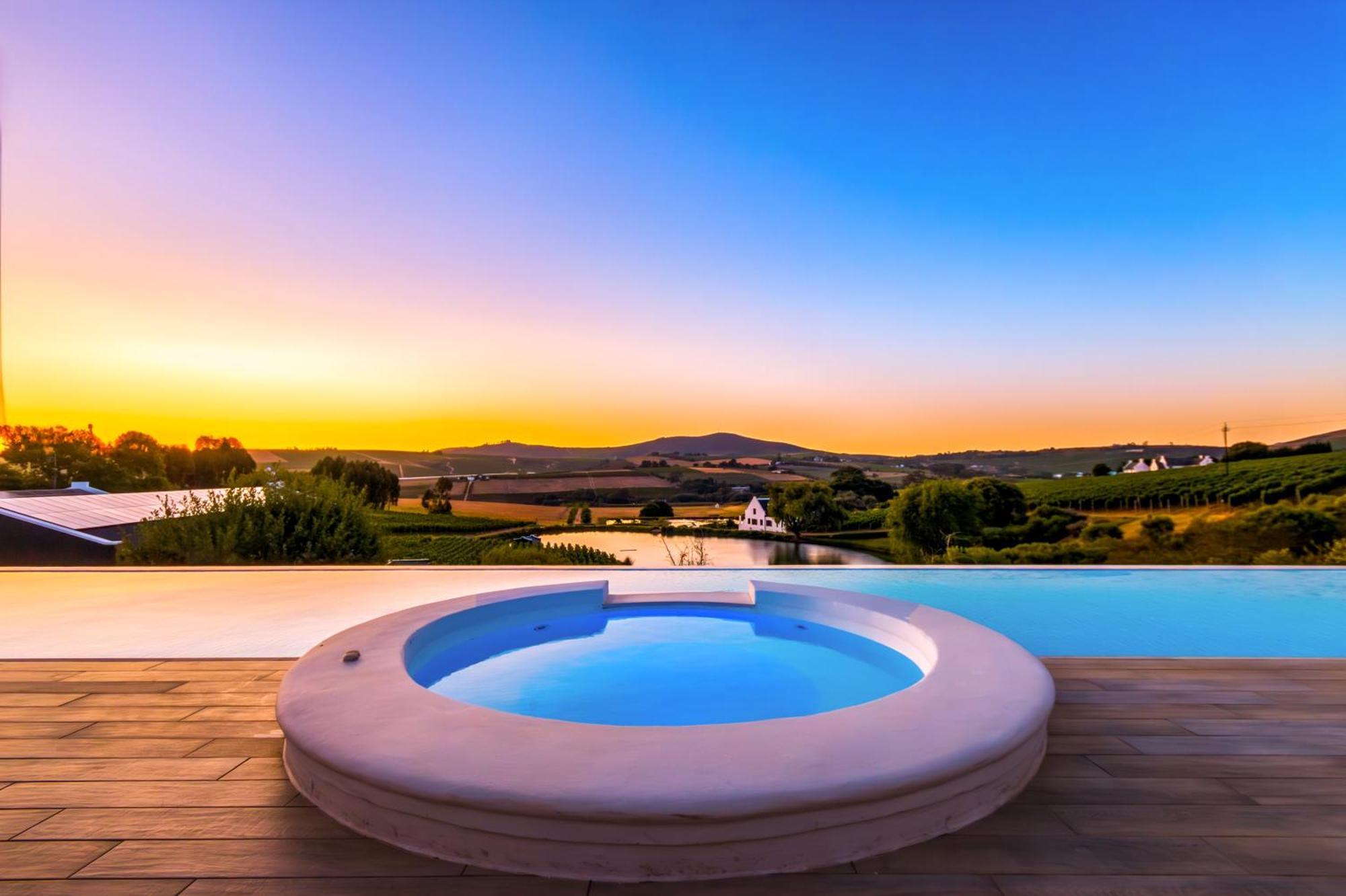 Aaldering Luxury Lodges Stellenbosch Ruang foto