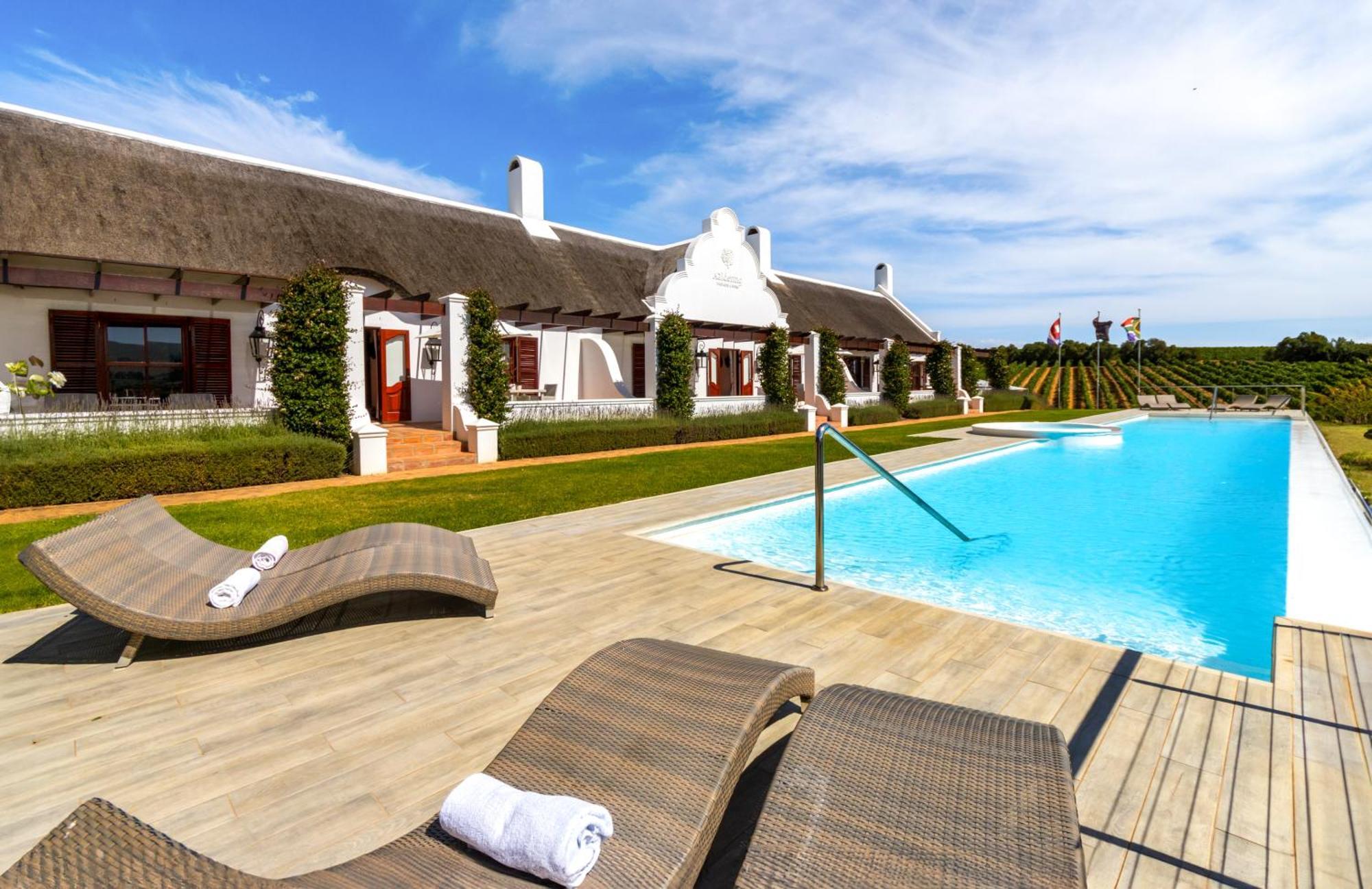 Aaldering Luxury Lodges Stellenbosch Ruang foto
