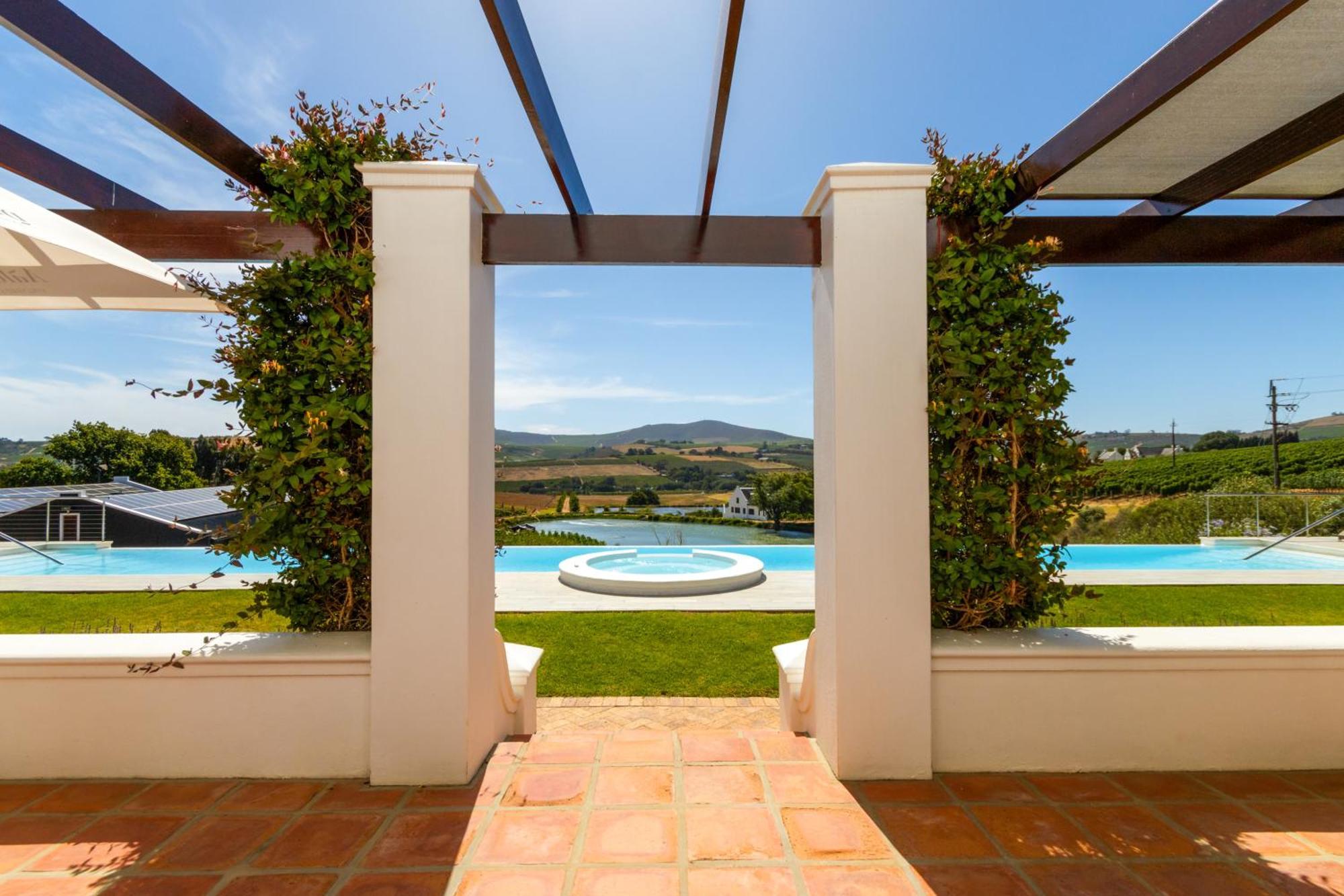 Aaldering Luxury Lodges Stellenbosch Ruang foto